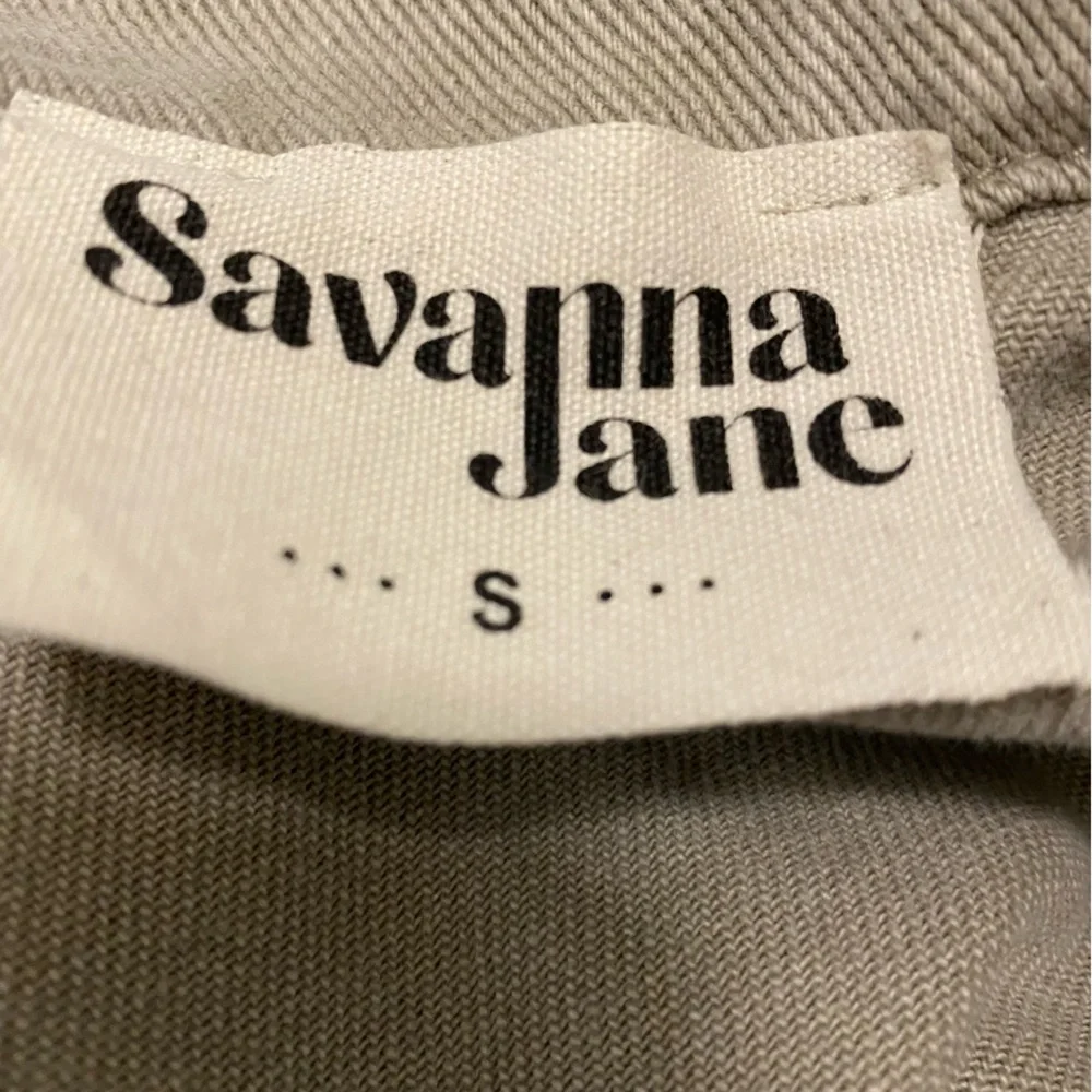 Savanna Jane Rhinestone Fray Seams Jean Jacket Taupe Womens Size Small Boxy